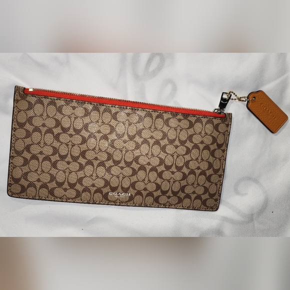 Coach Envelope Clutch Pouch, Wallet Bag w/ Signature Logo - Picture 1 of 9